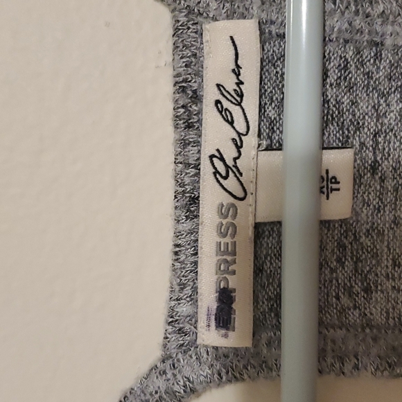 Express One Eleven black and gray razor back crop top - Picture 2 of 5